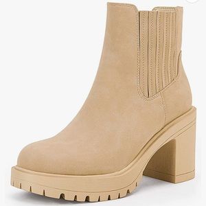 Brand new size 7 women’s boots